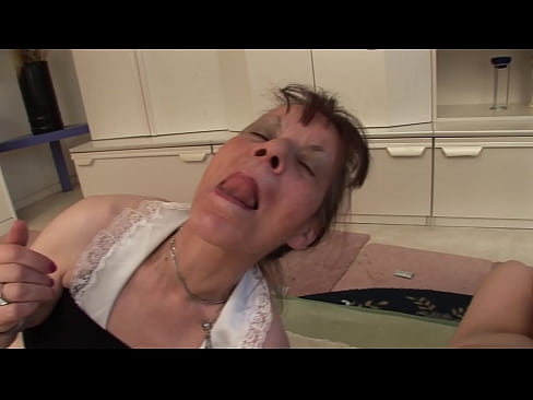 ❤️ Ogogo ababili nomkhulu oyedwa banabathathu Amahule ku-porn zu.vanalize.ru ☑